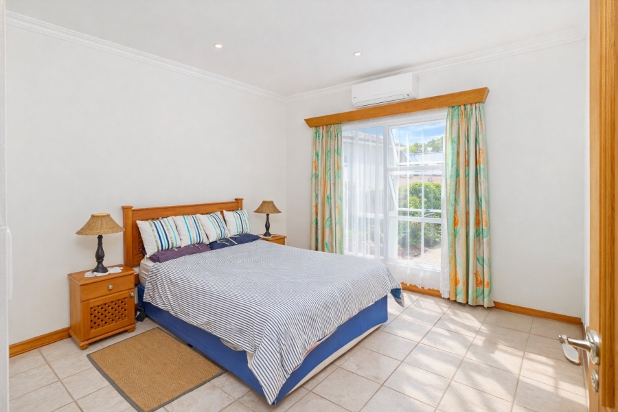 4 Bedroom Property for Sale in Caribbean Beach Club North West